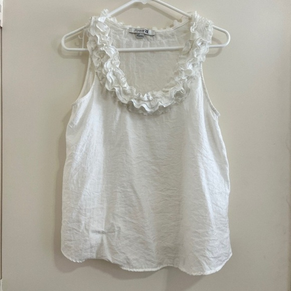 Forever 21 Womens White Ruffle Tank Top S Euro Summer Coastal Romantic Coquette‎